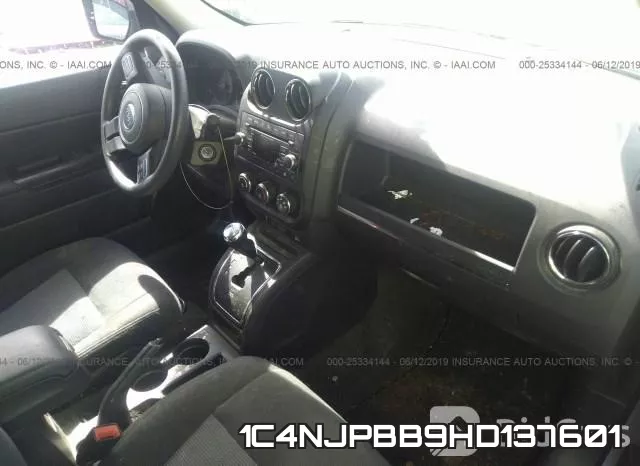 1C4NJPBB9HD137601 фото 6