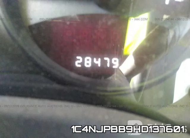1C4NJPBB9HD137601 фото 8