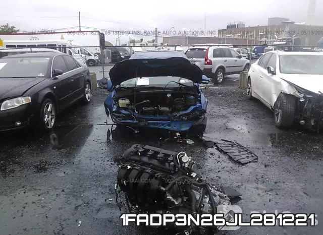 1FADP3N26JL281221 фото 2