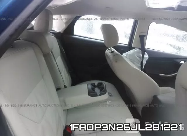1FADP3N26JL281221 фото 9