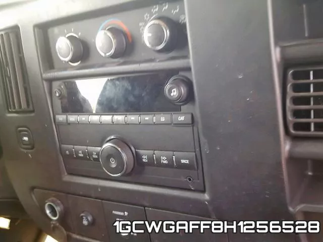 1GCWGAFF8H1256528 фото 10