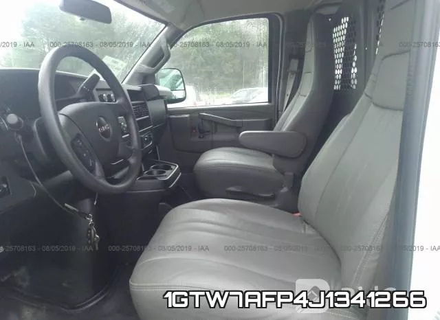 1GTW7AFP4J1341266 фото 8