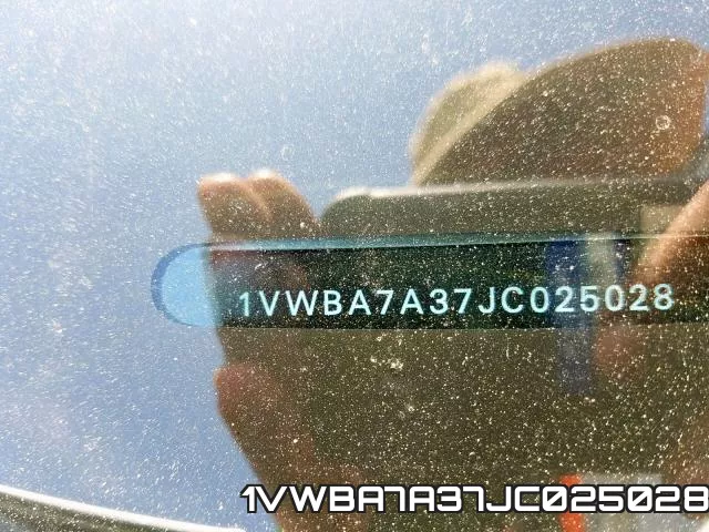 1VWBA7A37JC025028 фото 2