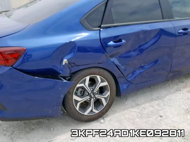 3KPF24AD1KE092811 фото 10