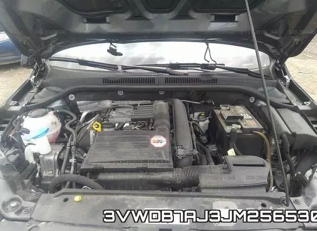 3VWDB7AJ3JM256530 фото 2