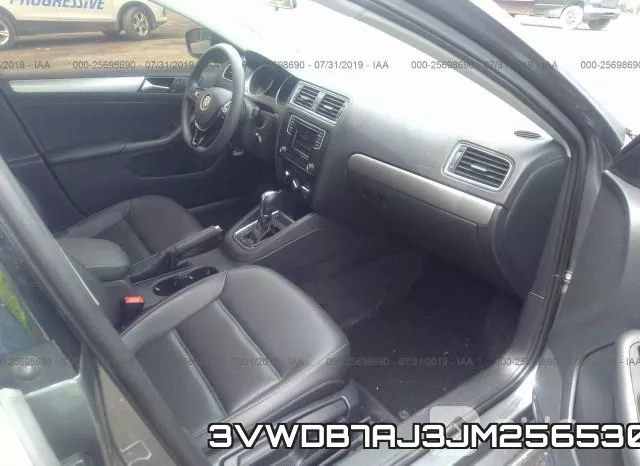 3VWDB7AJ3JM256530 фото 6
