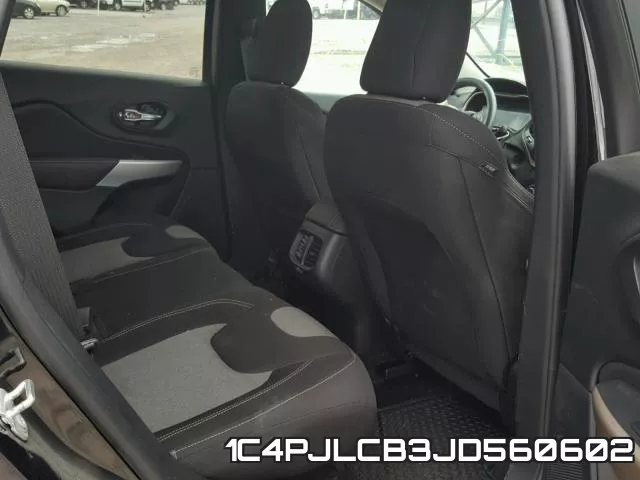 1C4PJLCB3JD560602 фото 7