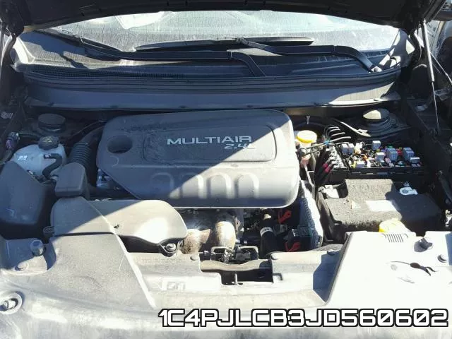 1C4PJLCB3JD560602 фото 8