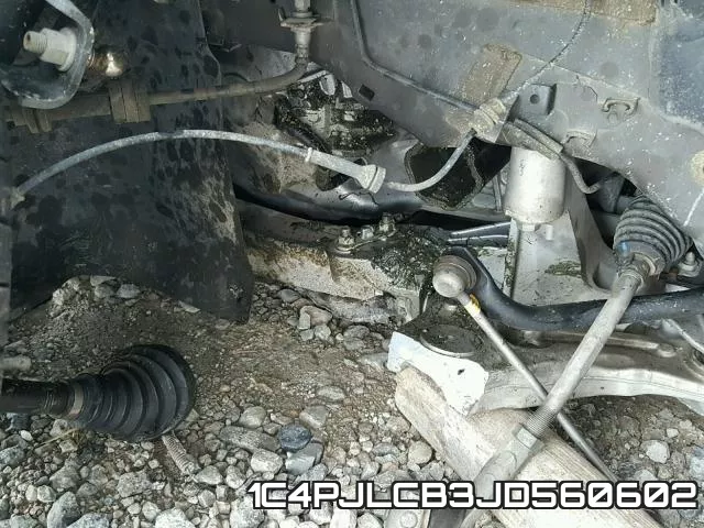 1C4PJLCB3JD560602 фото 10