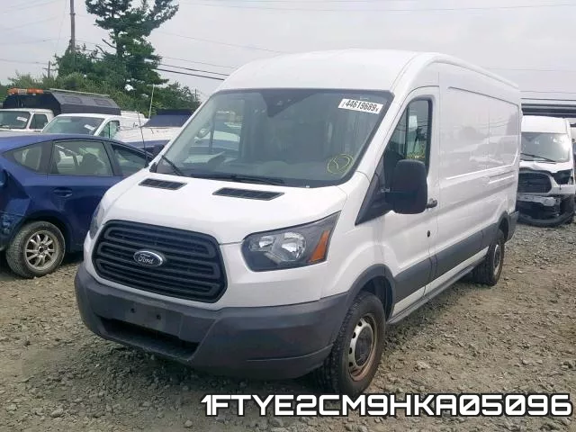 1FTYE2CM9HKA05096 фото 2