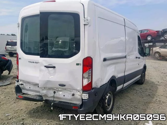 1FTYE2CM9HKA05096 фото 4