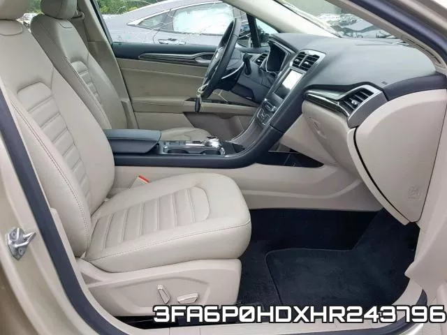 3FA6P0HDXHR243796 фото 5