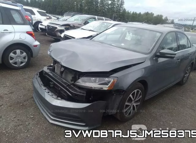 3VWDB7AJ5JM258375 фото 3