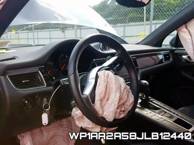 WP1AA2A58JLB12440 фото 10