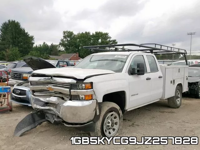 1GB5KYCG9JZ257828 фото 3