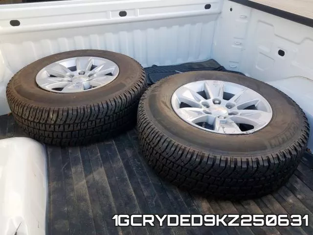 1GCRYDED9KZ250631 фото 10