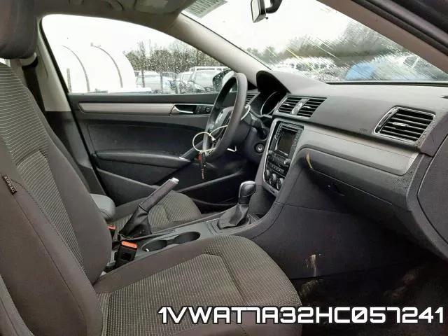 1VWAT7A32HC057241 фото 6