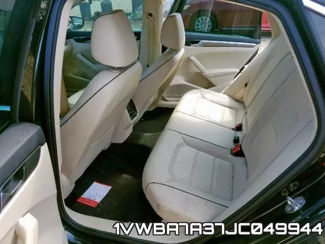 1VWBA7A37JC049944 фото 7
