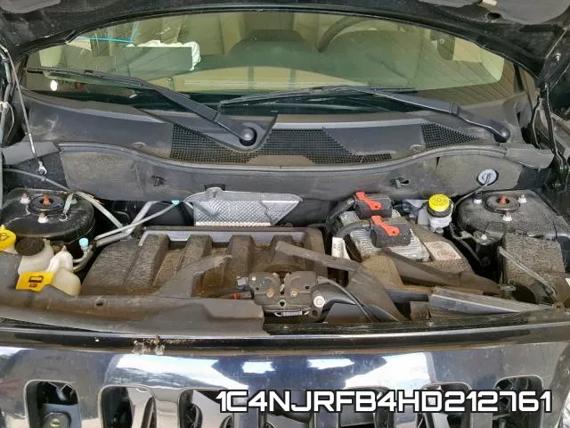 1C4NJRFB4HD212761 фото 8