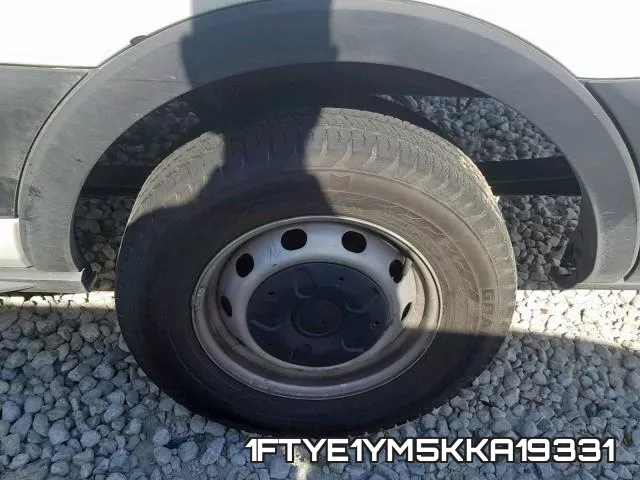 1FTYE1YM5KKA19331 фото 10
