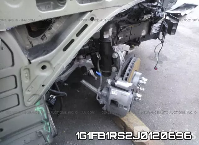 1G1FB1RS2J0120696 фото 7