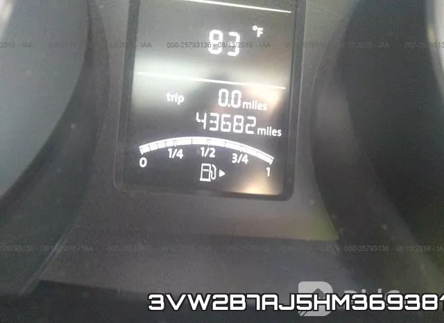 3VW2B7AJ5HM369381 фото 8