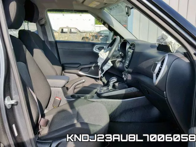 KNDJ23AU8L7006058 фото 6