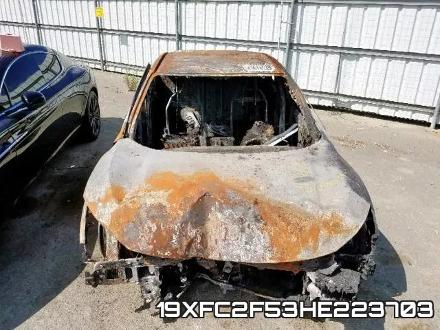 19XFC2F53HE223703 фото 10