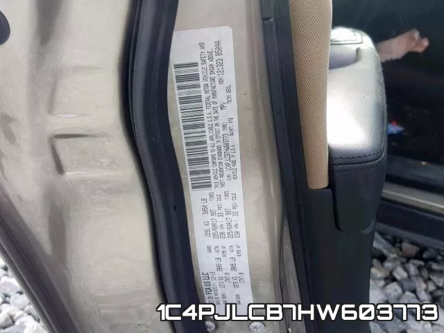 1C4PJLCB7HW603773 фото 2