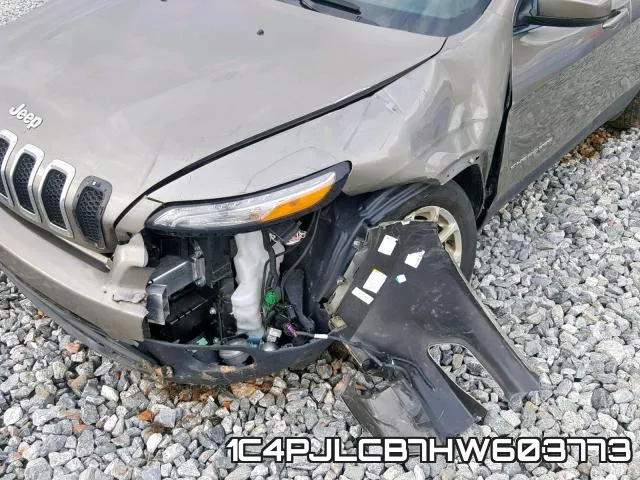 1C4PJLCB7HW603773 фото 10