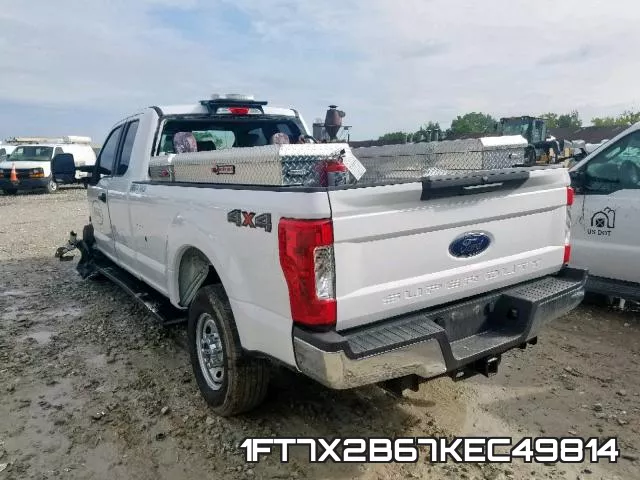 1FT7X2B67KEC49814 фото 4