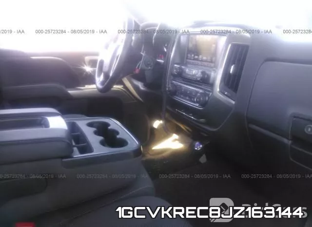1GCVKREC8JZ163144 фото 6