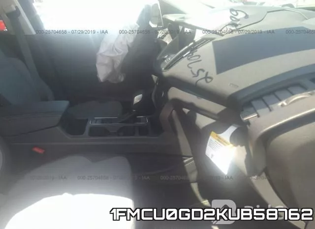 1FMCU0GD2KUB58762 фото 6