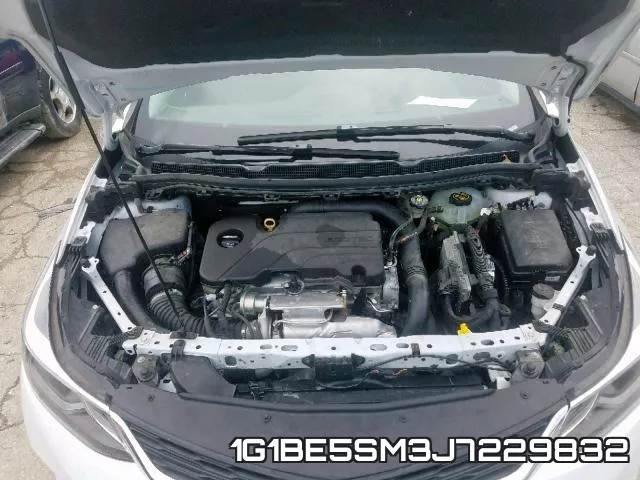 1G1BE5SM3J7229832 фото 8