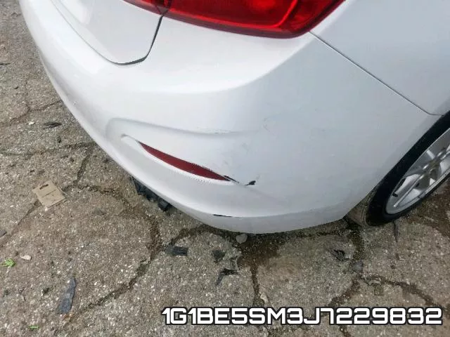 1G1BE5SM3J7229832 фото 10