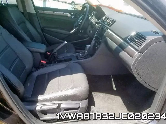 1VWAA7A32JC020234 фото 6
