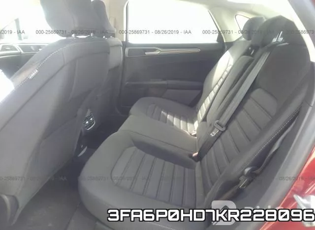 3FA6P0HD7KR228096 фото 9