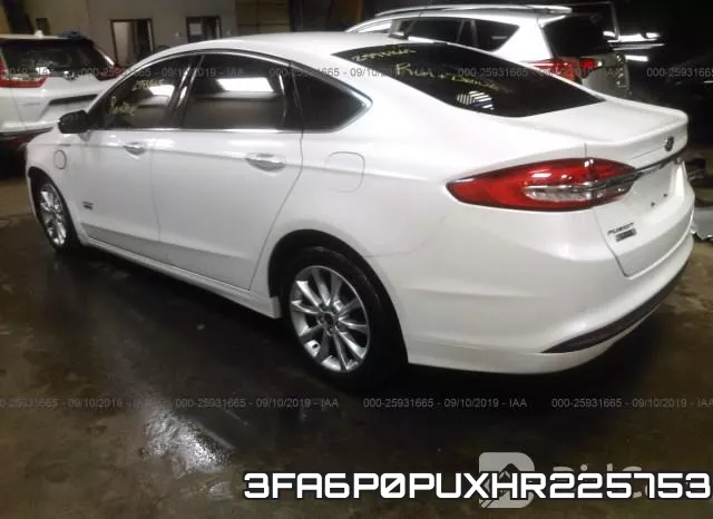 3FA6P0PUXHR225753 фото 4