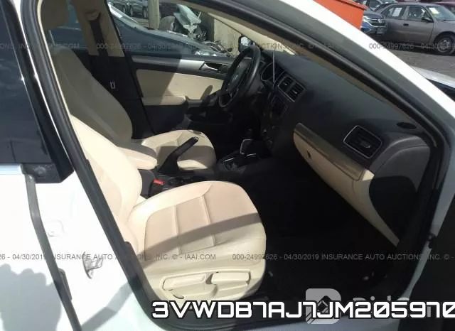 3VWDB7AJ7JM205970 фото 6