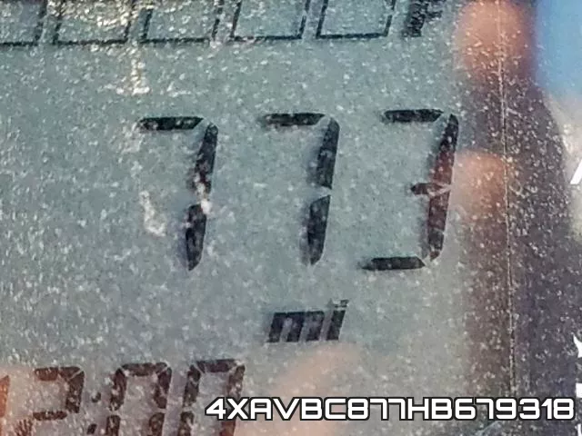 4XAVBC877HB679318 фото 9