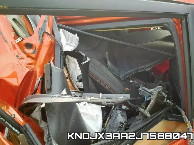 KNDJX3AA2J7588047 фото 7