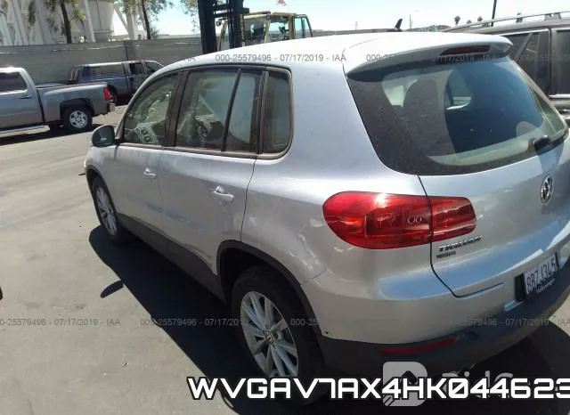 WVGAV7AX4HK044623 фото 4