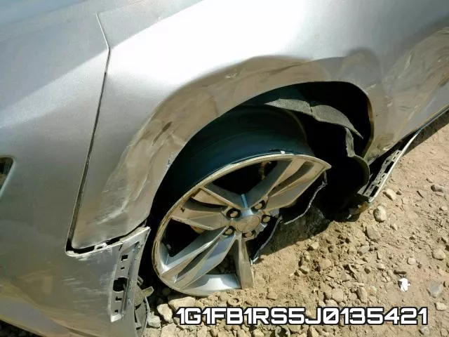 1G1FB1RS5J0135421 фото 10