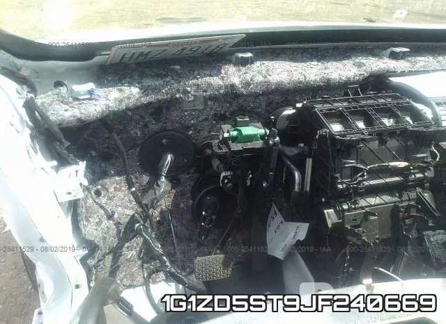 1G1ZD5ST9JF240669 фото 8