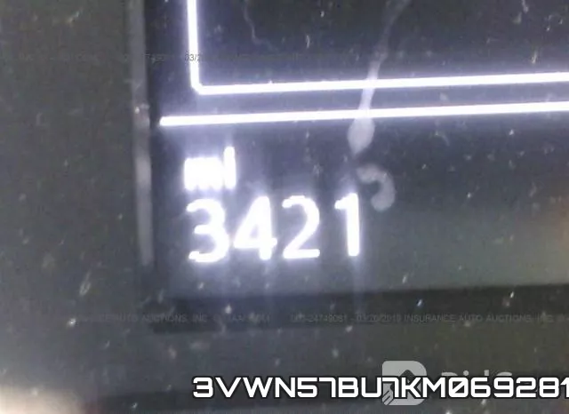 3VWN57BU7KM069281 фото 8