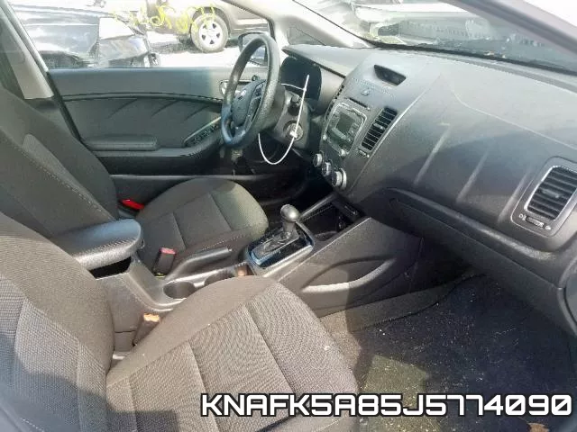 KNAFK5A85J5774090 фото 6