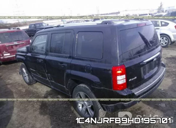 1C4NJRFB9HD195701 фото 4