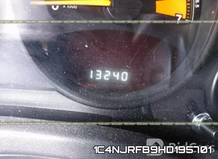 1C4NJRFB9HD195701 фото 8