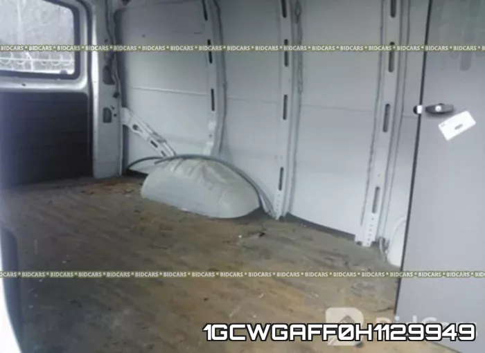 1GCWGAFF0H1129949 фото 9
