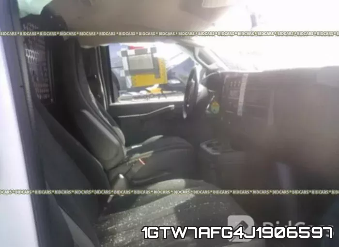1GTW7AFG4J1906597 фото 6